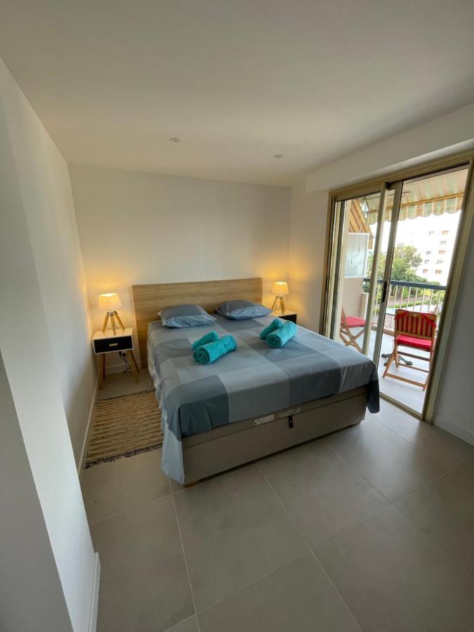 Vue Sur Mer - Magnifique Appartement Tout Confort - Terrasse Et Parking Prive Cagnes-sur-Mer Buitenkant foto